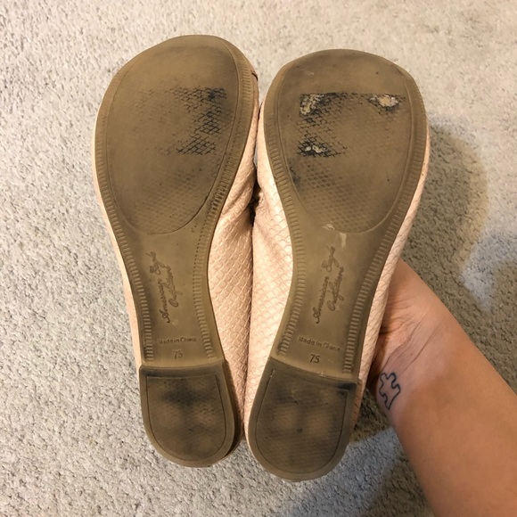 AE Rose Gold Flats - Picture 3 of 8